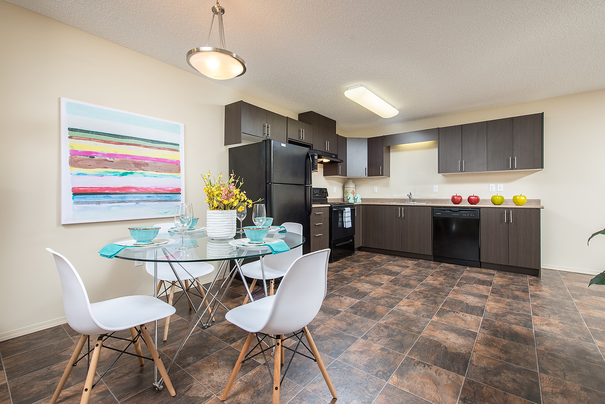 Kitchen Dining 2